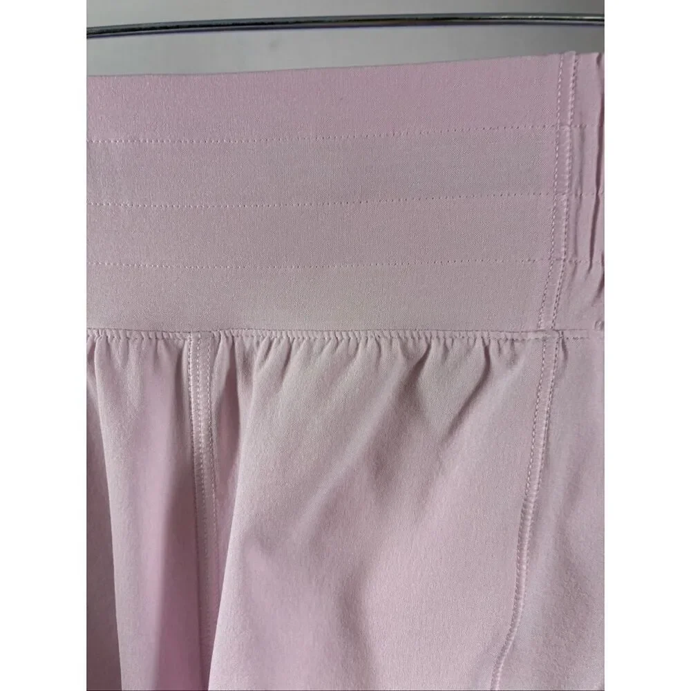 Lululemon NWT Hotty Hot High Rise Short 4” in Pink Organza Size 4
